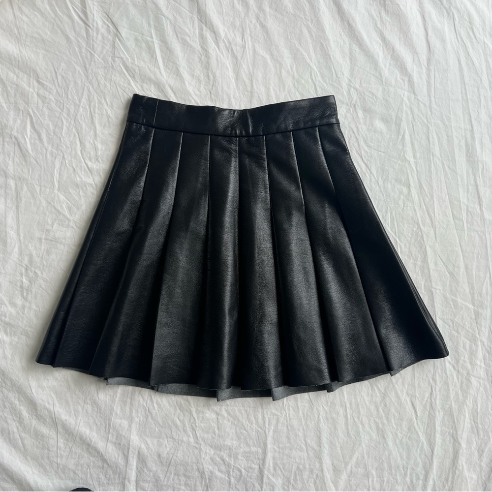 Sunday Best Black Mini Skirt - Picture 1 of 4